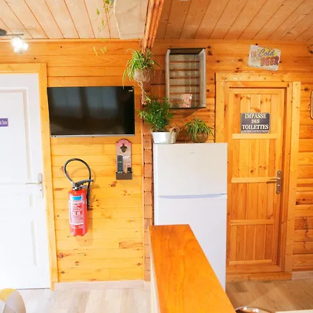 Holiday home Avec Piscine Au Coeur Du Saumur Champigny